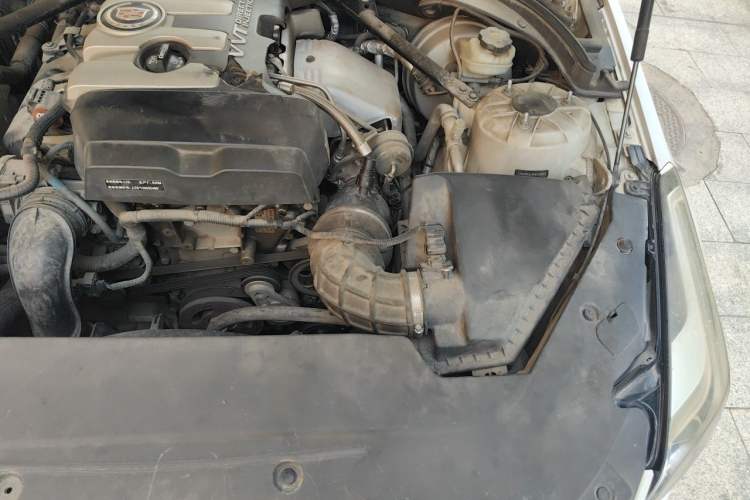 Used Cadillac ATS-L 2014 25T Comfort Model Engine Bay Left