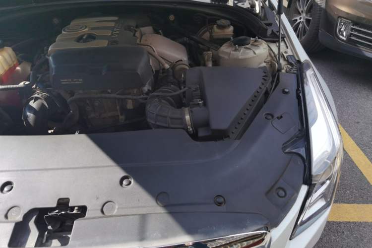 Used Cadillac ATS-L 2014 25T Comfort Model Engine Bay Left