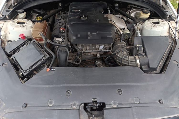 Used Cadillac ATS-L 2014 28T Luxury Model Engine Bay