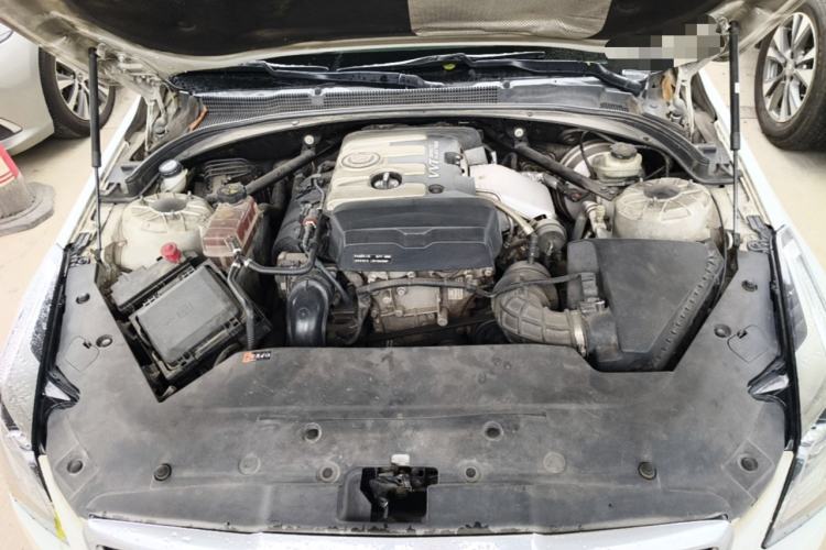 Used Cadillac ATS-L 2014 28T Elite Edition Engine Bay