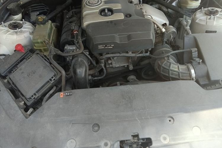 Used Cadillac ATS-L 2014 25T Comfort Model Engine Bay