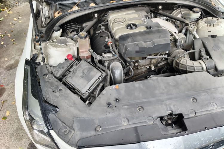 Used Cadillac ATS-L 2014 25T Comfort Model Engine Bay Right