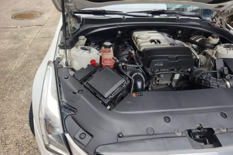 Used Cadillac ATS-L 2014 25T Comfort Model Engine Bay Right