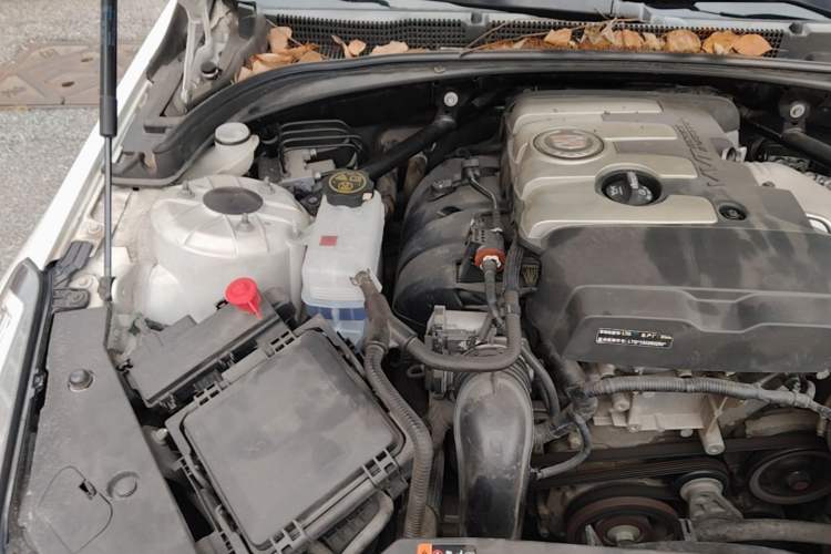 Used Cadillac ATS-L 2014 25T Comfort Model Engine Bay Right