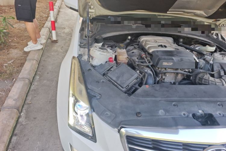 Used Cadillac ATS-L 2014 25T Comfort Model Engine Bay Right