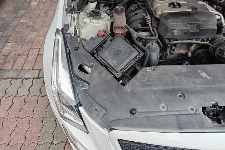 Used Cadillac ATS-L 2014 25T Comfort Model Engine Bay Right