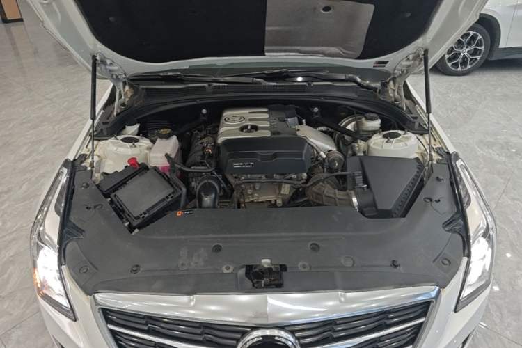 Used Cadillac ATS-L 2014 25T Comfort Model Engine Bay