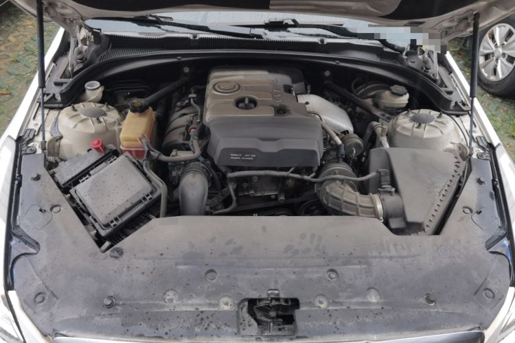Used Cadillac ATS-L 2014 28T Elite Edition Engine Bay