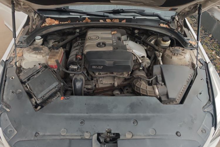 Used Cadillac ATS-L 2014 28T Leading Model Engine Bay