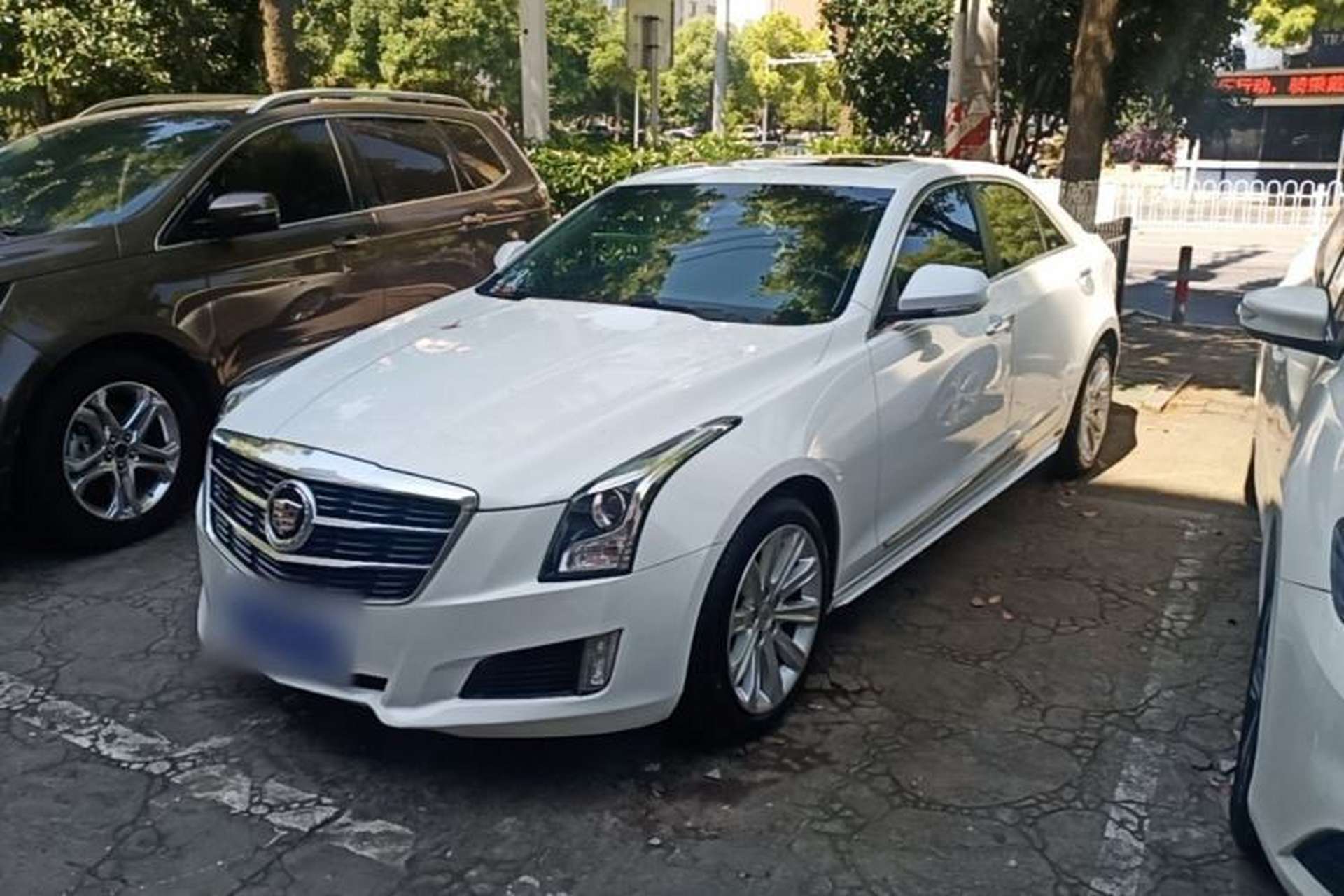 Used Cadillac ATS-L 2014 25T Comfort Model Front Left 45 Deg