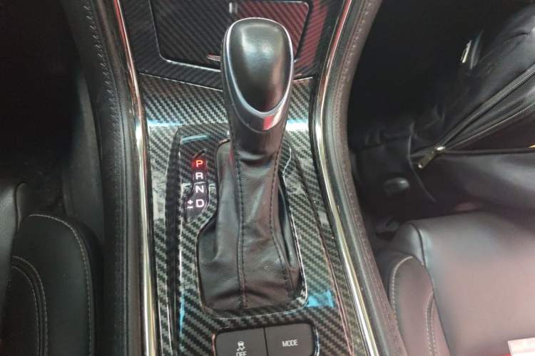 Used Cadillac ATS-L 2014 25T Comfort Model Gear Lever