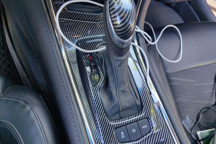 Used Cadillac ATS-L 2014 25T Comfort Model Gear Lever