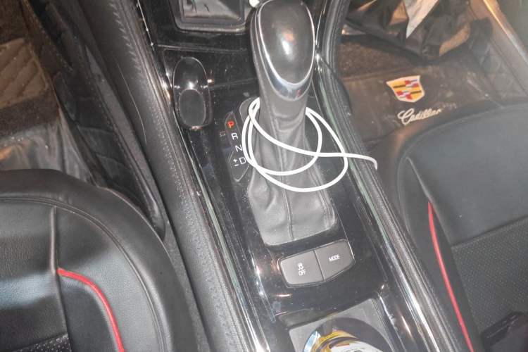 Used Cadillac ATS-L 2014 25T Comfort Model Gear Lever