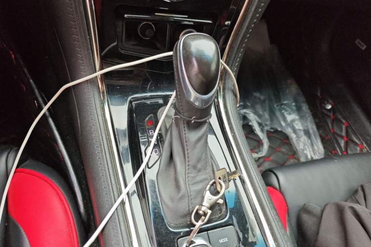 Used Cadillac ATS-L 2014 25T Comfort Model Gear Lever