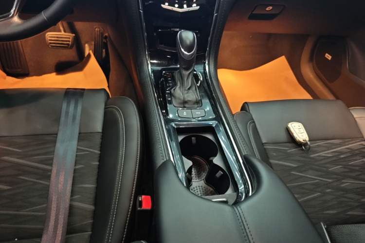 Used Cadillac ATS-L 2014 25T Comfort Model Gear Lever