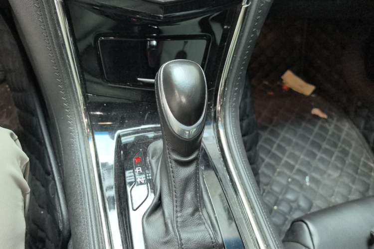 Used Cadillac ATS-L 2014 25T Comfort Model Gear Lever