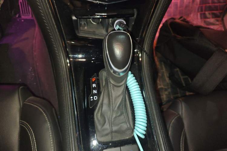 Used Cadillac ATS-L 2014 28T Elite Edition Gear Lever