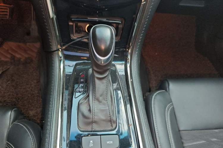 Used Cadillac ATS-L 2014 25T Comfort Model Gear Lever