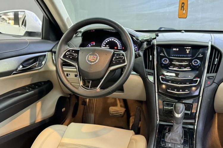 Used Cadillac ATS-L 2014 25T Comfort Model Interior 2