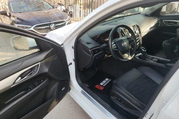Used Cadillac ATS-L 2014 25T Comfort Model Interior 3