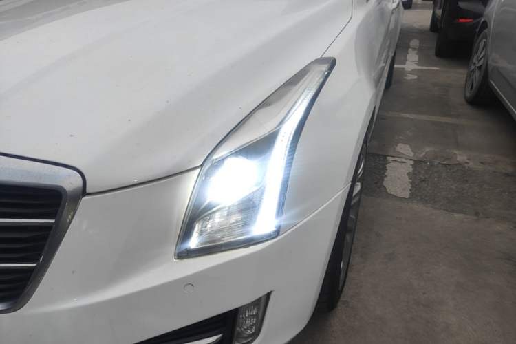 Used Cadillac ATS-L 2014 25T Comfort Model Left Front Headlight