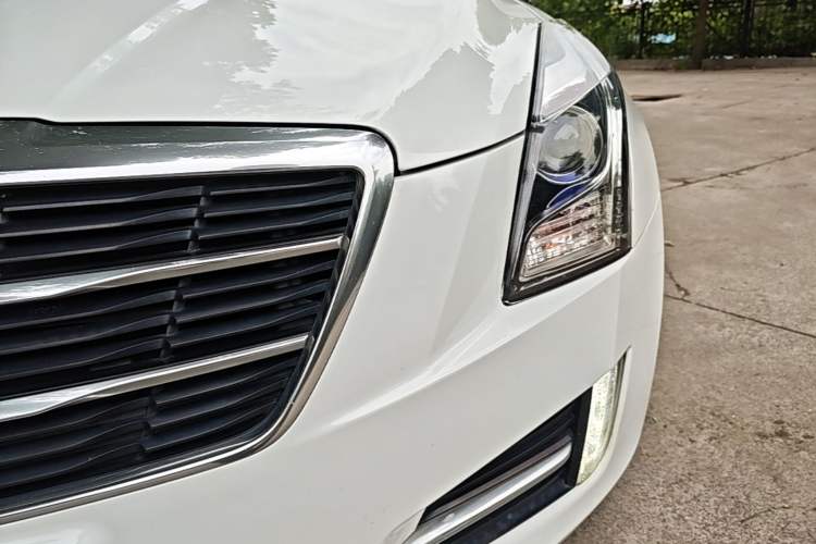 Used Cadillac ATS-L 2014 25T Comfort Model Left Front Headlight