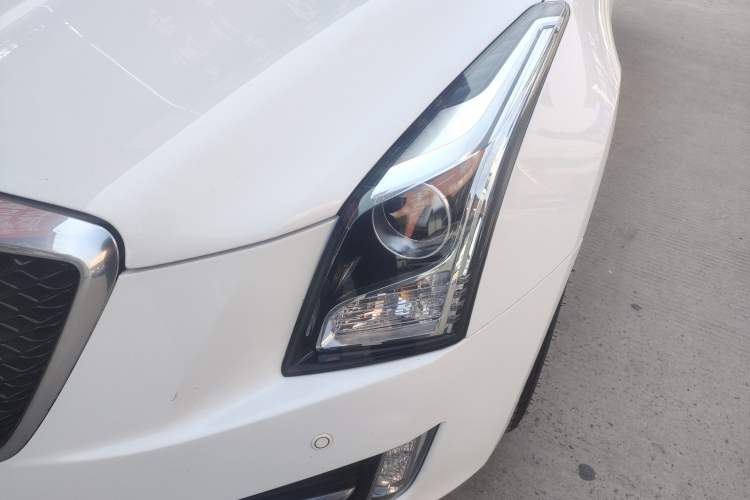 Used Cadillac ATS-L 2014 25T Comfort Model Left Front Headlight
