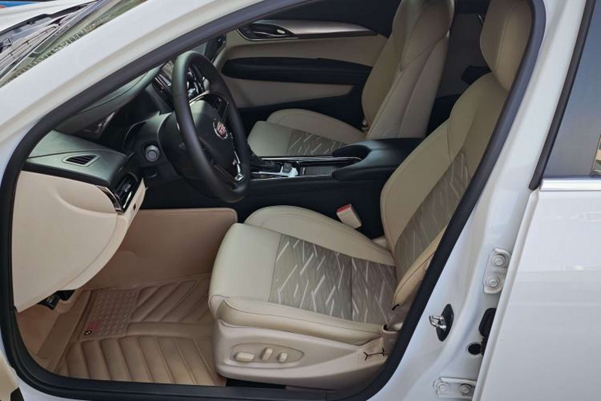 Used Cadillac ATS-L 2014 25T Comfort Model Left Front Seat