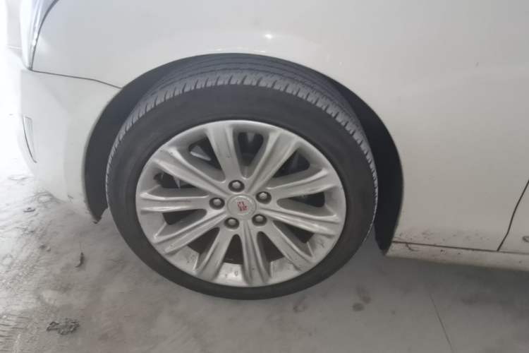 Used Cadillac ATS-L 2014 25T Comfort Model Left Front Wheel Hub