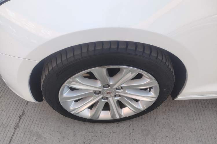 Used Cadillac ATS-L 2014 25T Comfort Model Left Front Wheel Hub