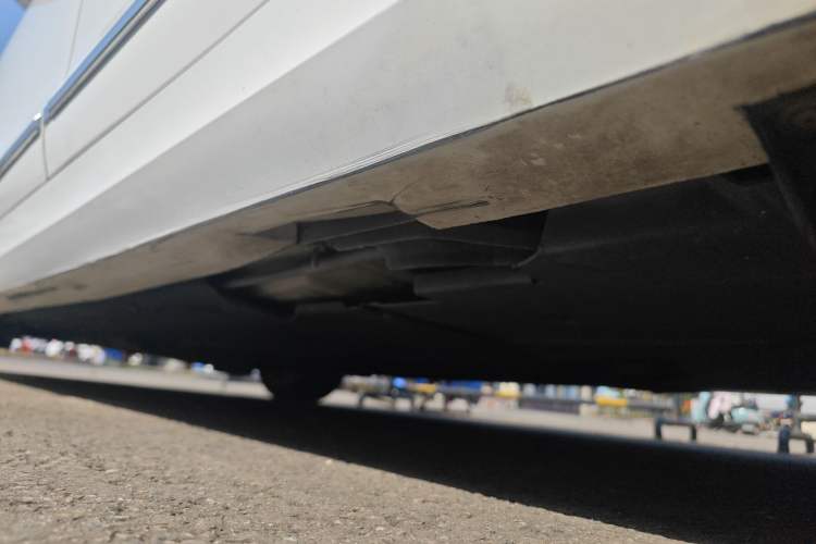Used Cadillac ATS-L 2014 25T Comfort Model Left Side Sill