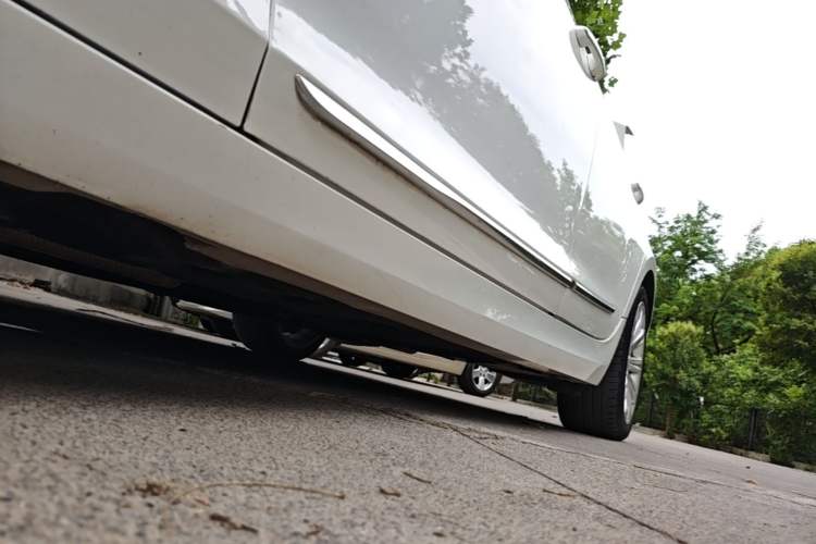 Used Cadillac ATS-L 2014 25T Comfort Model Left Side Sill