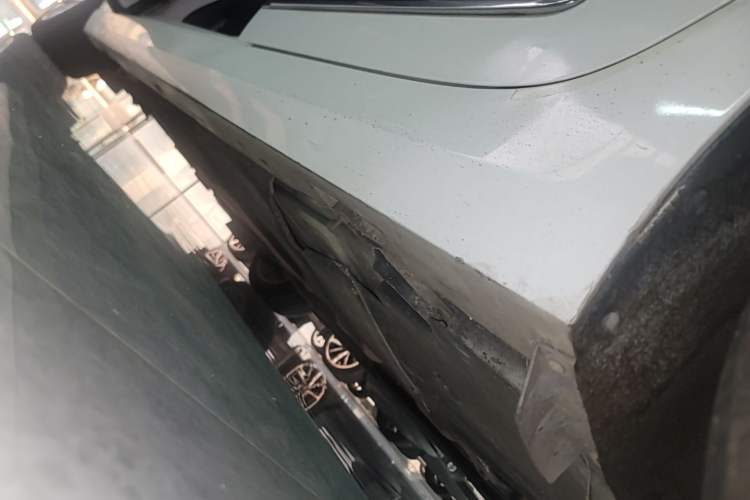 Used Cadillac ATS-L 2014 25T Comfort Model Left Side Sill