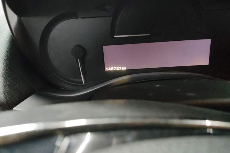 Used Cadillac ATS-L 2014 25T Comfort Model Odometer Close Up