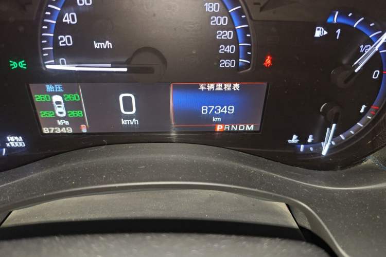 Used Cadillac ATS-L 2014 25T Comfort Model Odometer Close Up