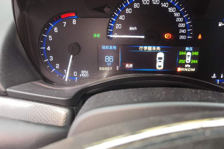 Used Cadillac ATS-L 2014 28T Elite Edition Odometer Close Up