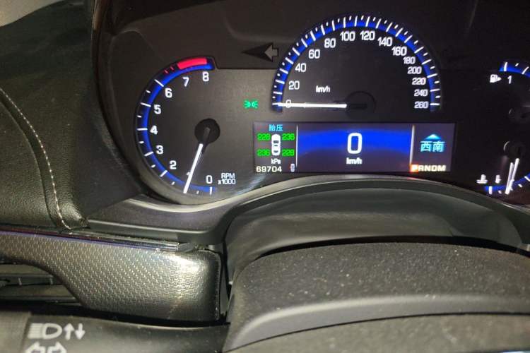 Used Cadillac ATS-L 2014 28T Elite Edition Odometer Close Up