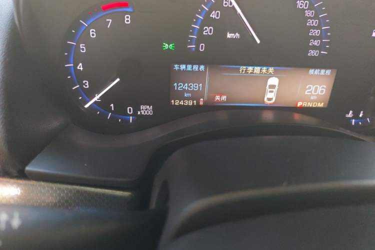 Used Cadillac ATS-L 2014 25T Comfort Model Odometer Close Up