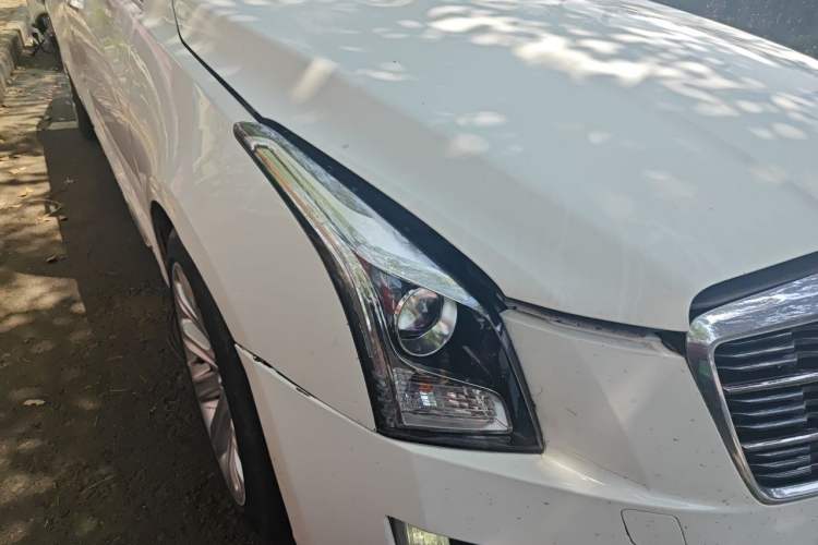 Used Cadillac ATS-L 2014 25T Comfort Model Right Front Headlight