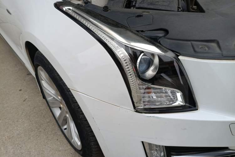 Used Cadillac ATS-L 2014 25T Comfort Model Right Front Headlight