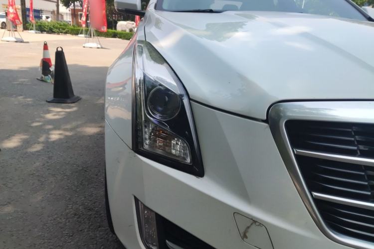 Used Cadillac ATS-L 2014 25T Comfort Model Right Front Headlight