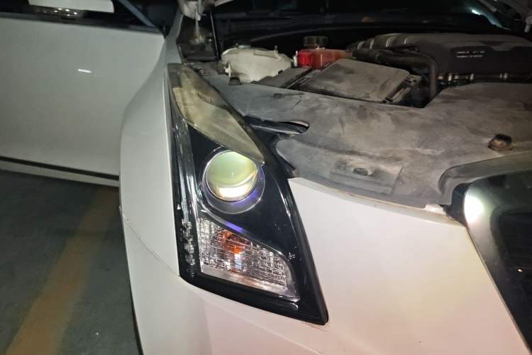 Used Cadillac ATS-L 2014 25T Comfort Model Right Front Headlight
