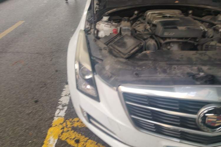 Used Cadillac ATS-L 2014 25T Comfort Model Right Front Headlight