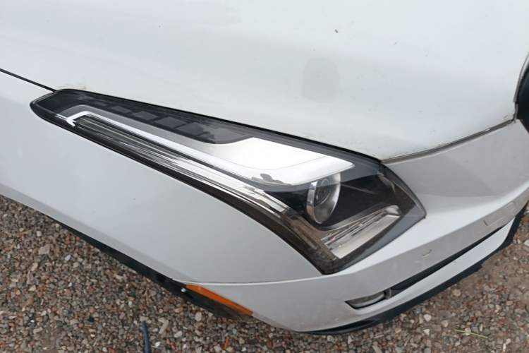 Used Cadillac ATS-L 2014 28T Luxury Model Right Front Headlight