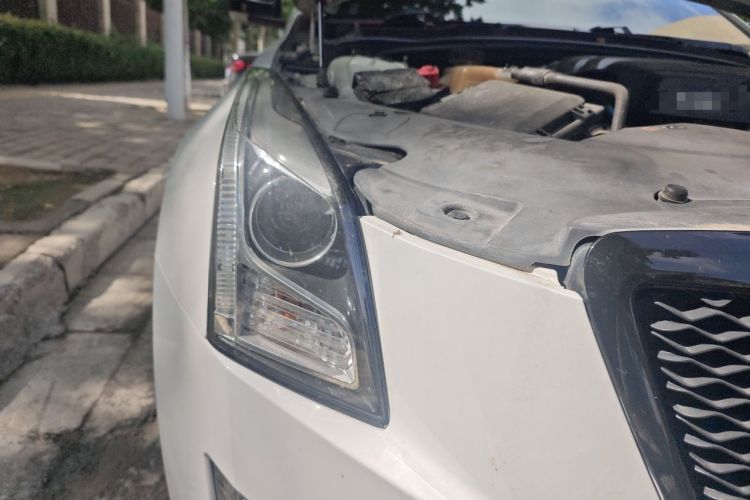 Used Cadillac ATS-L 2014 25T Comfort Model Right Front Headlight