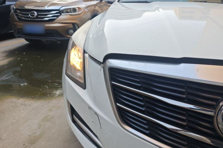 Used Cadillac ATS-L 2014 25T Comfort Model Right Front Headlight
