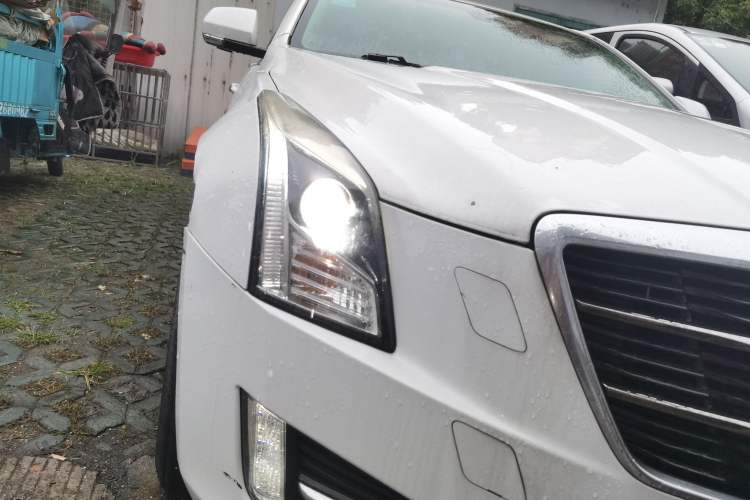 Used Cadillac ATS-L 2014 28T Elite Edition Right Front Headlight