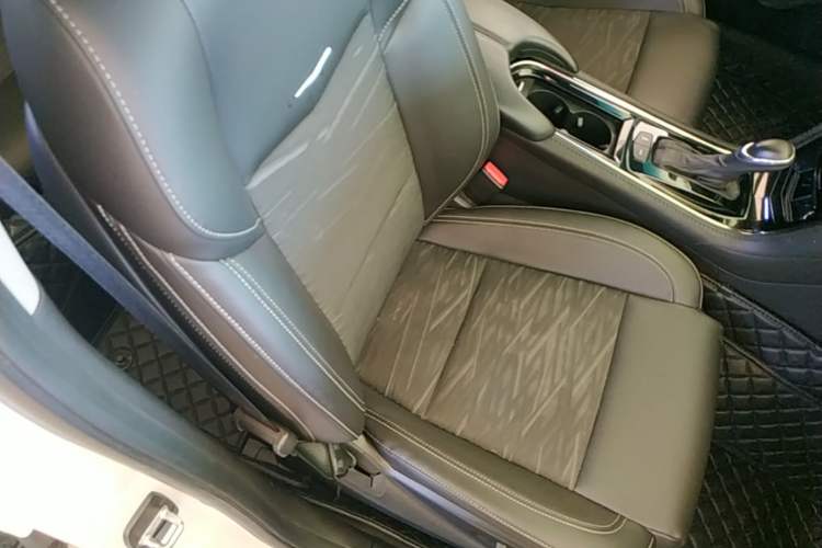 Used Cadillac ATS-L 2014 25T Comfort Model Right Front Seat