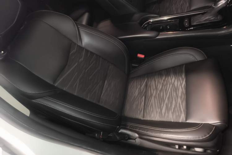 Used Cadillac ATS-L 2014 25T Comfort Model Right Front Seat