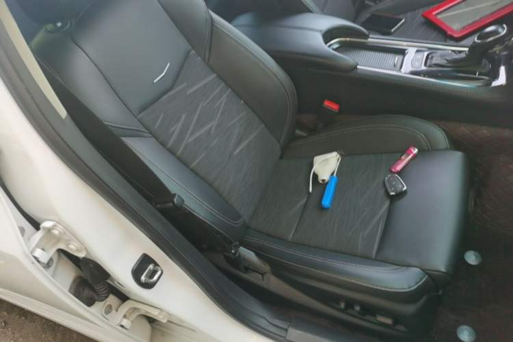 Used Cadillac ATS-L 2014 25T Comfort Model Right Front Seat